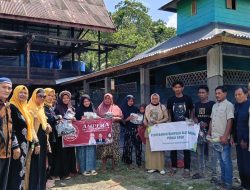 Jelang Idulfitri, Yayasan AMPERA Salurkan Perlengkapan Ibadah dan Logistik untuk Warga Beutong Ateuh