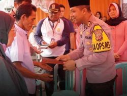 Duka Mendalam, Kapolres Karawang Kunjungi Keluarga Korban Kecelakaan Maut Majalengka di Rengasdengklok