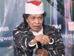 Merinding! Ramalan Cak Nun 12 Tahun Lalu Viral: Sebut Iran Bakal Diserang Amerika-Israel dan Sikap Arab Saudi