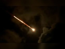 Pangkalan AS Terbesar di Teluk Membara! Rudal Balistik Iran Hantam Al-Udeid Air Base Qatar