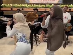 Bukber Komunitas Penyanyi Jombang (JOFSIC) Jadi Ajang Unjuk Bakat, Goyangan “Asik” Jadi Sorotan