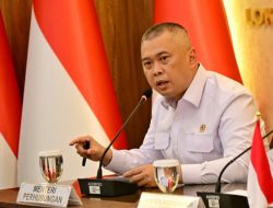 Tiket Pesawat Naik Terukur 9-13%: Menhub Dudy Sesuaikan Fuel Surcharge dan Beri Subsidi PPN