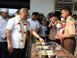 Menko Pangan dan Bupati Warsubi Tinjau Makan Bergizi Gratis di Jombang, Fokus Percepatan Distribusi ke Madrasah