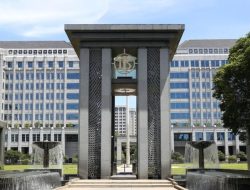 Pasar Kaget! Bank Indonesia Mendadak Naikkan Suku Bunga Acuan Jadi 5,25%, Rupiah dalam Bahaya?
