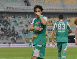 Persebaya Gilas PSBS 4-0, Bernardo Tavares: Bajul Ijo Layak Raih Tiga Poin