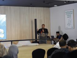Tangis Haru Bang Jack Pecah di SMESCO, Super App Santri Mendunia Resmi Digulirkan Menuju Panggung Global