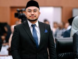Siri Sori Islam Punya Raja Baru! Fauzan Rahawarin Beri Pesan Menohok: Anak Muda Maluku Jangan Malu pada Adat