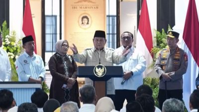 Rupiah Sentuh Rp17.600, Presiden Prabowo: Nggak Usah Khawatir, Warga Desa Nggak Pakai Dolar!