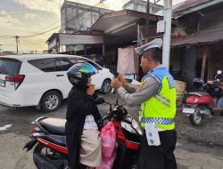 Polantas Menyapa, Satlantas Polres Nagan Raya Edukasi Pengguna Jalan dengan Pendekatan Humanis