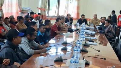 Audiensi di DPRD TTS, Warga Tuntut Penertiban dan Pemeriksaan Ulang Izin Usaha di Oebesa