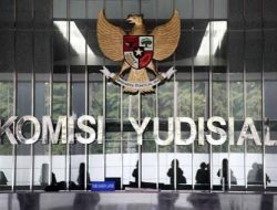 KY Terima Laporan Tim Kuasa Hukum Nadiem Makarim, Dugaan Pelanggaran Etik Empat Hakim Tipikor Akan Ditelaah