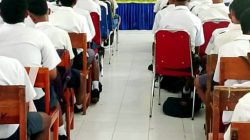 Danramil Kota SoE Tanamkan Wawasan Wiyata Mandala kepada 158 Siswa Baru SMKN 1 SoE Saat MPLS