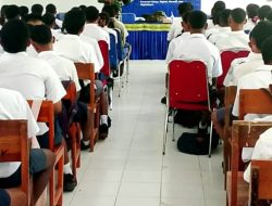 Danramil Kota SoE Tanamkan Wawasan Wiyata Mandala kepada 158 Siswa Baru SMKN 1 SoE Saat MPLS