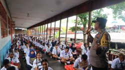 Kasat Binmas Polres Asmat Ajak Pelajar SMAN 1 Agats Jauhi Narkoba: Sayangi Orang Tua, Hormati Guru, Raih Masa Depan