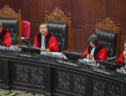 MK Tegaskan Pilkada Tetap Dipilih Langsung oleh Rakyat, Tolak Gugatan Uji Materi UU Pilkada