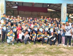 PGRI Kecamatan Badau Semarakkan HUT ke-81 RI Lewat Jalan Sehat dan Lomba di Perbatasan