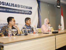 Gelar Reses dan Sosialisasi ‘Smart Parenting’ di Gresik, Samwil Komitmen Kawal Pendidikan Generasi Muda