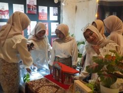Menjadi Gresik: Membaca Sejarah Kota Melalui Ingatan Kolektif dan Pengetahuan Warga