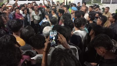 Kades Tenggor Pertaruhkan Jabatan, Tuntut Polres Gresik Tindak Tegas Oknum Polisi Penganiaya Warga