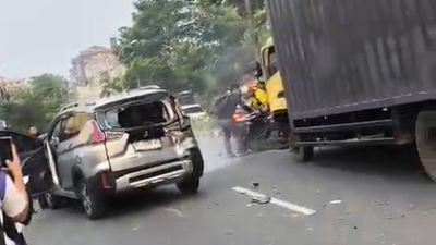 Rem Blong, Lori Tabrak Kendaraan di Km 7 Tanjungpinang, 1 Tewas