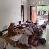 Rumah Kepsek di Klaten Disulap Jadi Sekolah Dadakan, 60 Siswa Belajar Lesehan