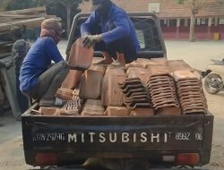 Heboh! Dugaan Jual Aset Sekolah di Karawang, 1.000 Genteng dan Balok Kayu Raib?