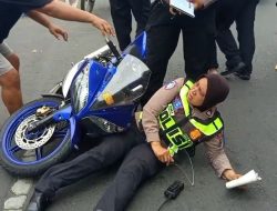 Pelajar Tabrak Polwan Saat Razia di Lumajang, Motor Tanpa Spion hingga Knalpot Brong