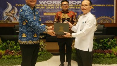 Dana Desa Turun! Wabup Gresik Tantang Desa Lebih Kreatif Kelola Potensi, Aset, dan BUMDes