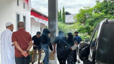 Ketua DPRK Nagan Raya Digerebek Istri Saat Bersama Perempuan di Rumah Dinas